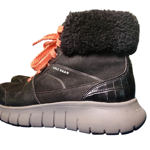 Cole Haan laced winter boots | Woman's 9½ | water resistant - Picture 3 of 12